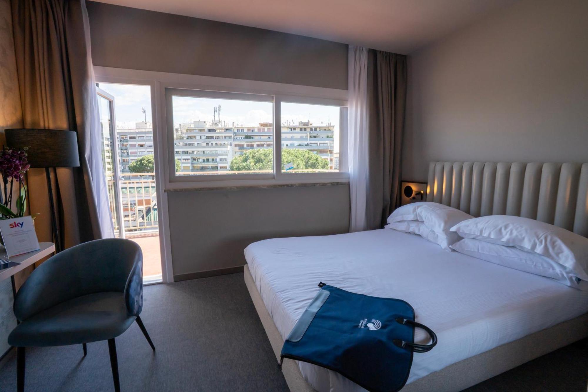 Bv Hotel Oly — Foto 3